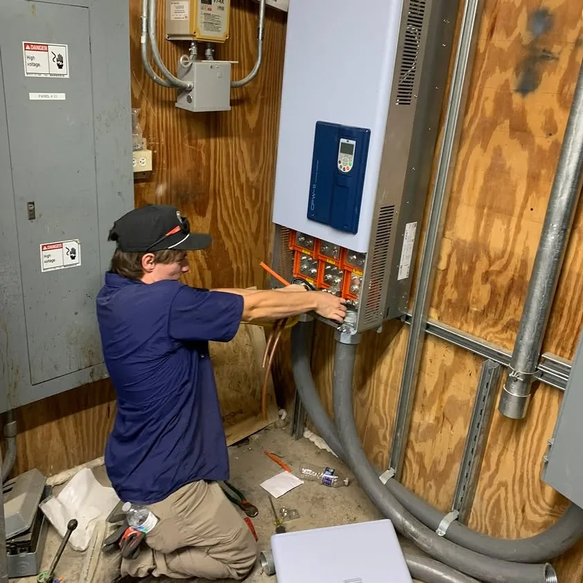 Hooking up a soft start for a large motor at the Aledo grain mill